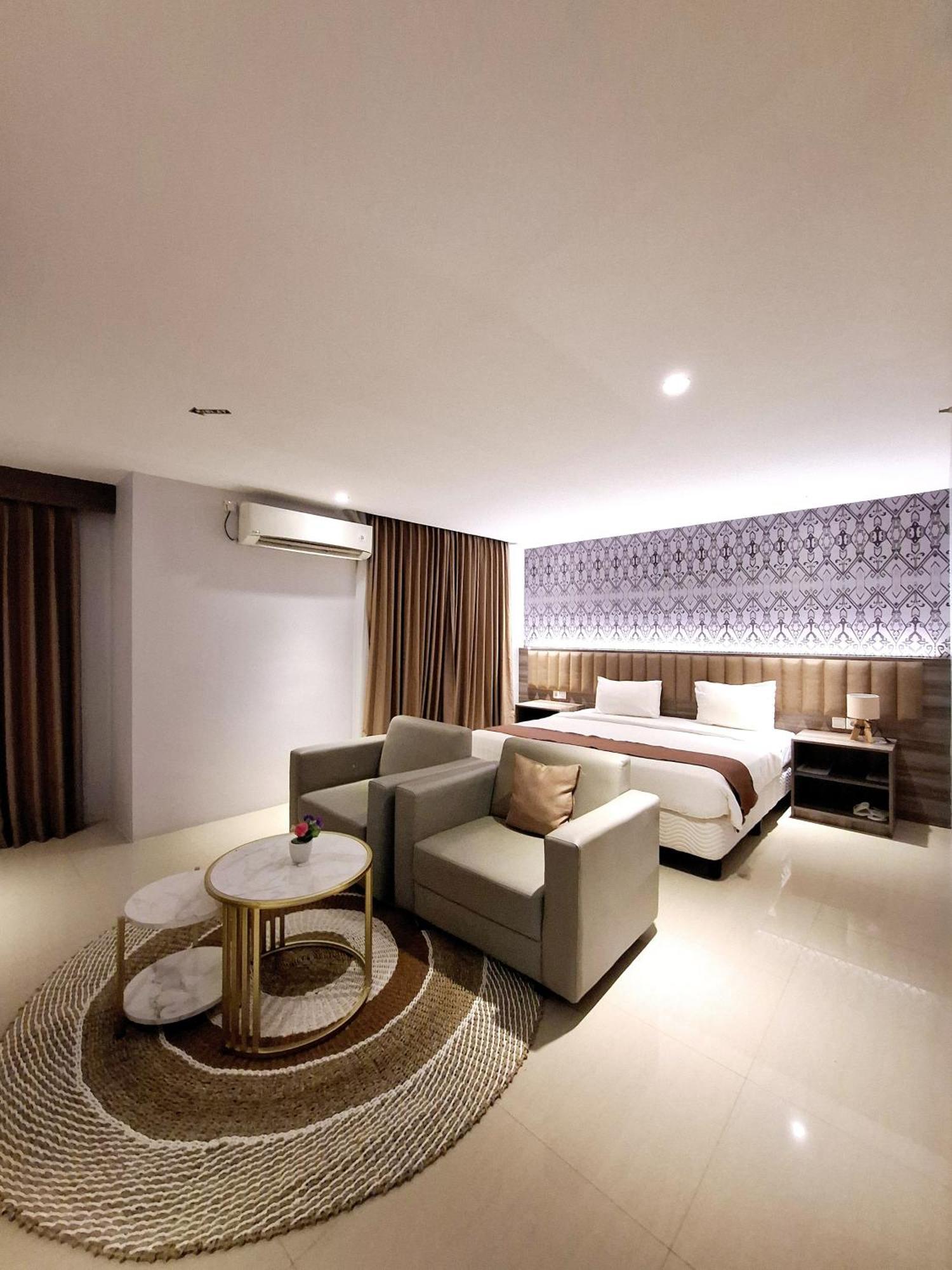 Sm Tower Hotel And Convention Berau Tanjung Redep Exterior photo