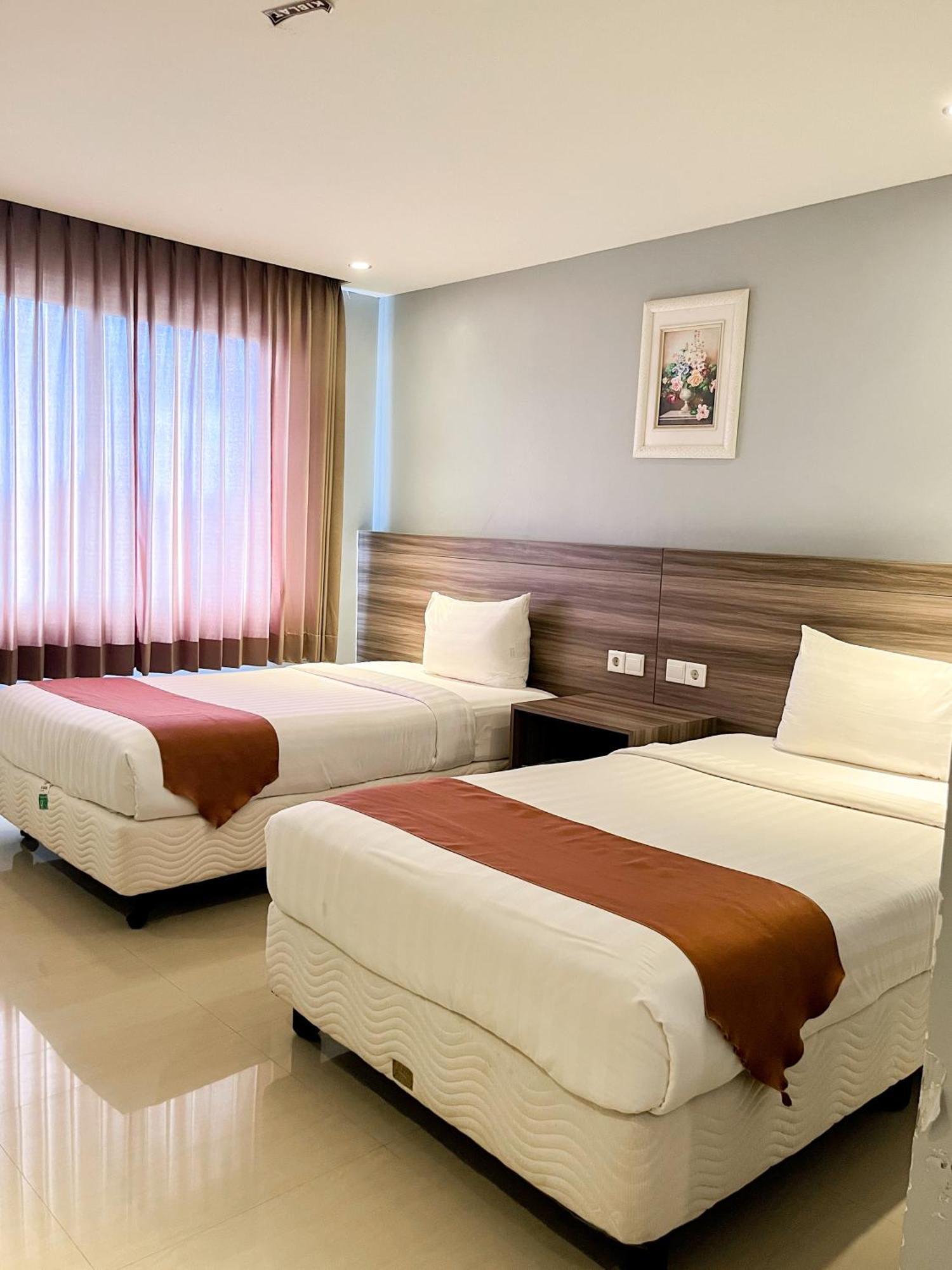 Sm Tower Hotel And Convention Berau Tanjung Redep Exterior photo