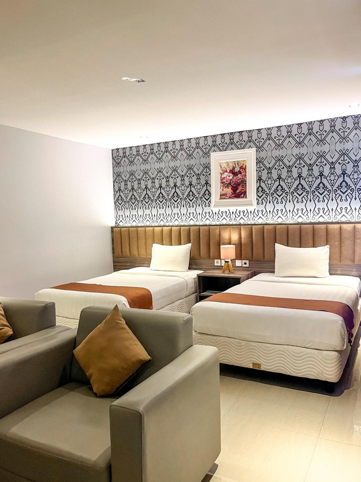 Sm Tower Hotel And Convention Berau Tanjung Redep Exterior photo